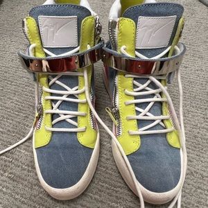 Worn twice. very unique shoe giuseppe